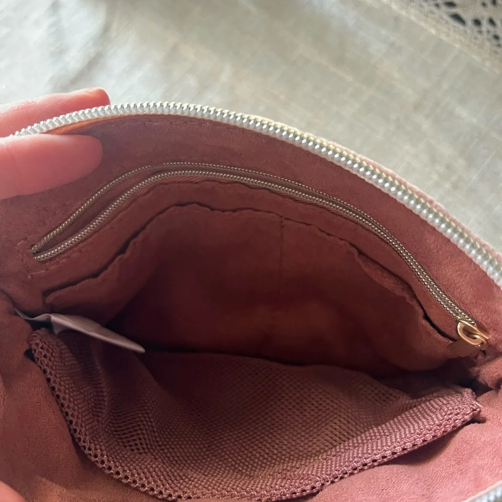Pink tech pouch - Picture 3 of 3